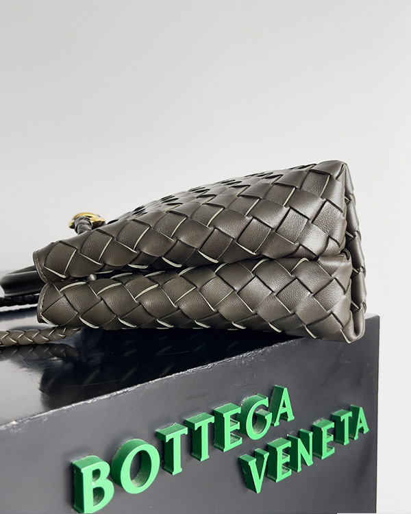 Small Andiamo diagonal cross bags