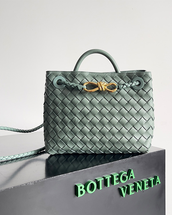 Small Andiamo diagonal cross bags