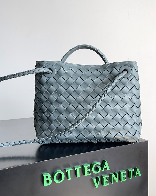 Small Andiamo diagonal cross bags