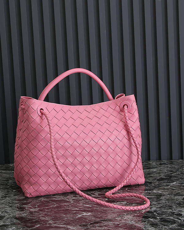 Medium Andiamo diagonal cross bags (Ribbon powder)